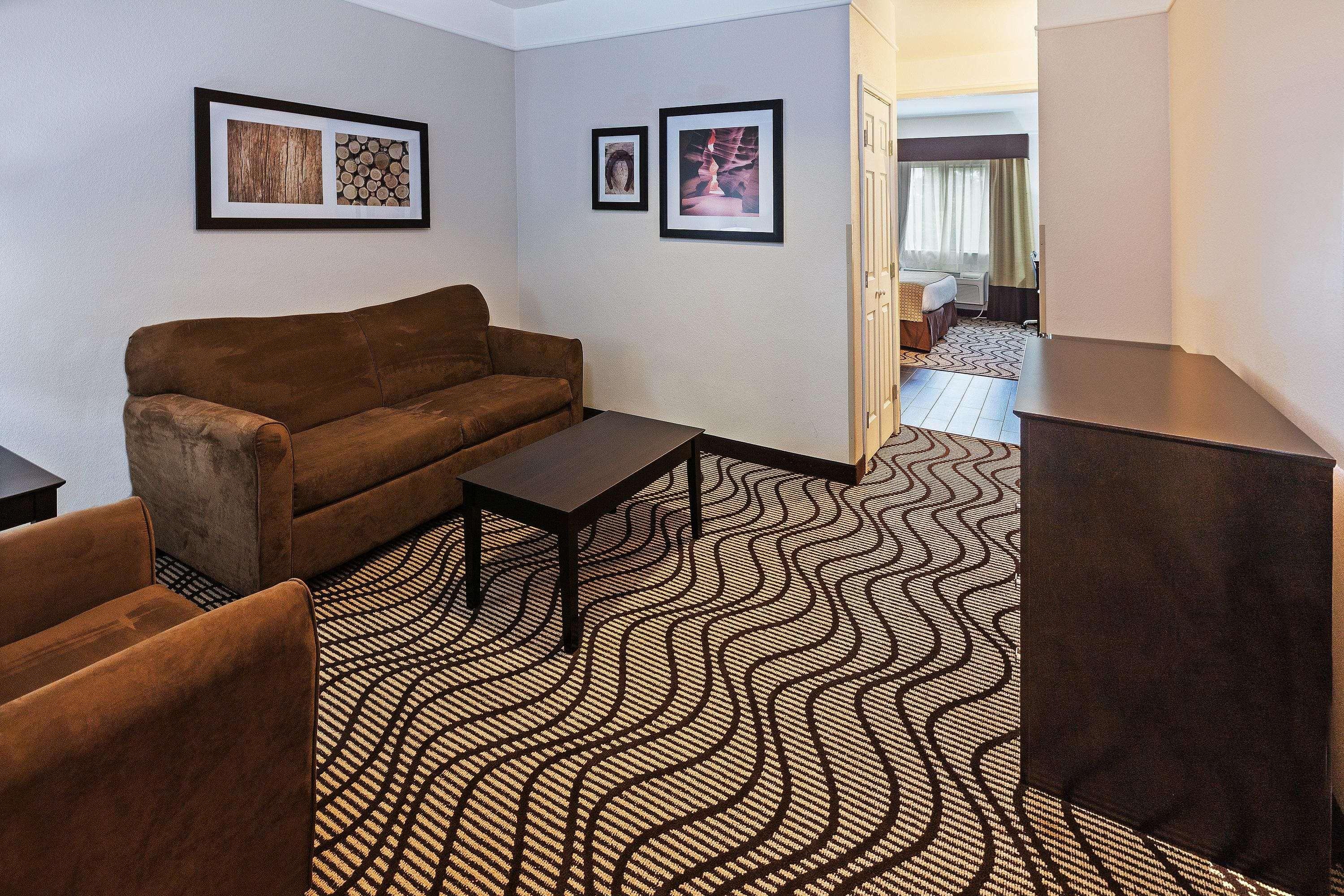 La Quinta By Wyndham Pasadena Hotel Екстериор снимка